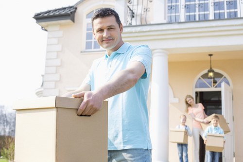 Professional furniture removals in Enfield for home moving