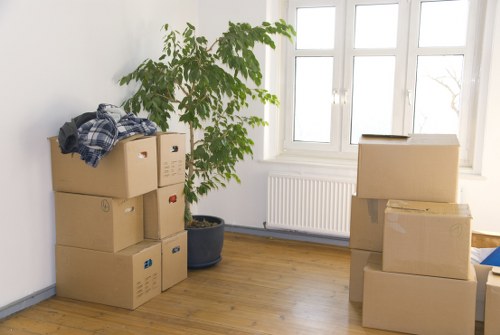 Moving crew coordinating a local Enfield relocation with efficiency