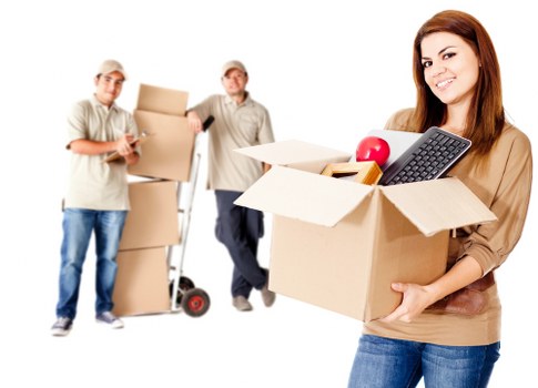 Professional removal company addressing a complaint