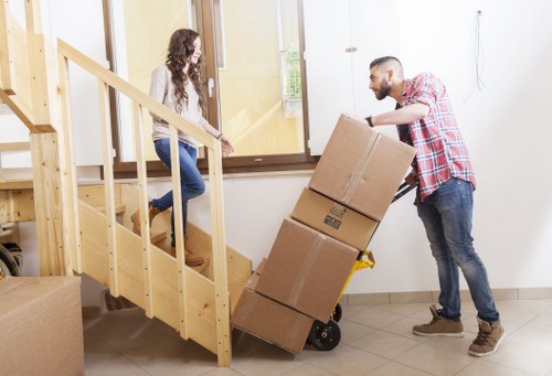 Business relocation packing and unpacking support in Enfield